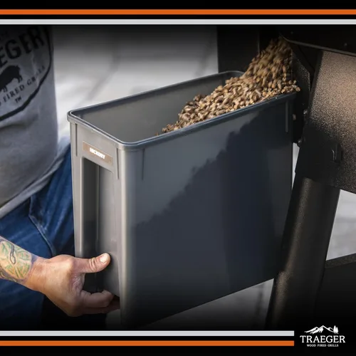 Miniatura 6 de Traeger Grills BAC637 Envase de almacenamiento de pellets Stay Dry con tapa de cierre, contenedor de pellets de madera con capacidad de 22lb