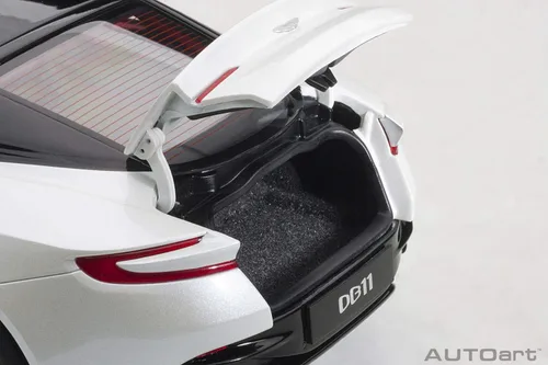 Miniatura 5 de Autoart Aston Martin DB11 Morning Frost White Metallic con parte superior negra e interior rojo modelo 1/18