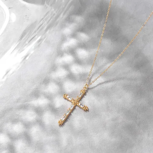 Miniatura 6 de Dremmy Studios Collar con colgante de cruz para mujer y hombre, chapado en oro
