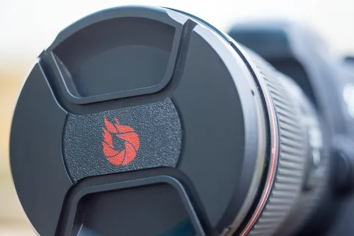 Miniatura 3 de Lens Cap Center-Pinch, resortes extra fuertes, ajuste perfecto, fabricado en plástico 100 % reciclado
