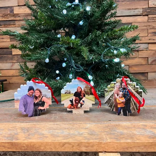 Miniatura 2 de Adorno de ladrillo con foto personalizada, adorno de Navidad personalizado, una manera divertida de decorar tu árbol (1)