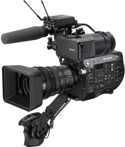 Miniatura 7 de Sony Sistema de cámara PXW-FS7M2 XDCAM Super 35 (PXW-FS7M2) + monitor 4K + micrófono NTG1 + 2 tarjetas de 120 GB + 3 baterías BP-U35 + bolsa + luz