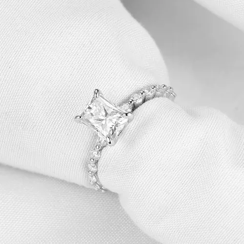 Miniatura 3 de DovEggs Center 2ct 6X8mm G-H-I Color Radiant Cut Moissanite Engagement Ring Solitaire with Accents 14K Gold Quality Silver Engagement Ring for Women