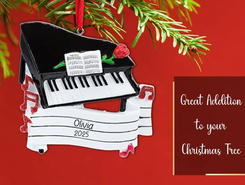 Miniatura 4 de Adorno navideño personalizado de instrumento musical de piano 2025 – Personalización gratuita Piano con notas de purpurina roja y rosa para árbol