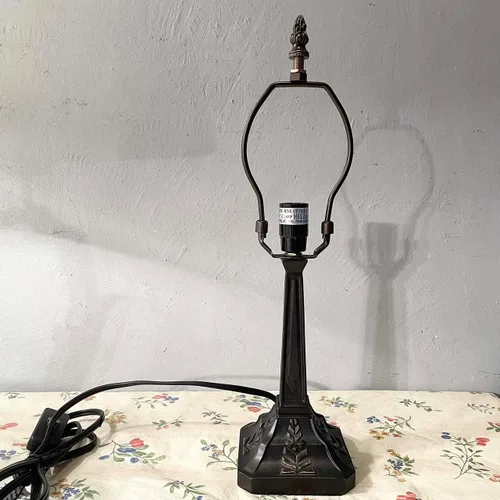 Miniatura 9 de Bieye L10791 - Lámpara de mesa estilo misión con luz nocturna de vidrio manchado Tiffany y pantalla cónica hexagonal, 10 pulgadas de ancho x 16