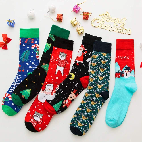 Miniatura 7 de NCDUANSAN Calcetines de Navidad kawaii otoño e invierno calcetines de hombre y mujer Santa calcetines de algodón (3pcs)