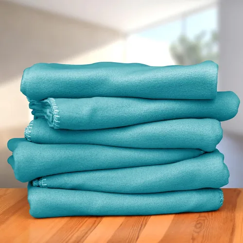 Miniatura 2 de Manta de Forro Polar a Granel, Mantas de Vellón de Color Sólido Ligeras Cálidas Suaves Acogedoras Aptas para Mascotas para Hogar Cama Sofá Sillón