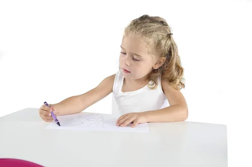 Miniatura 3 de Tot Tutors Juego de mesa y 4 sillas de madera para niños, Espresso (Colección Espresso), Madera, blanco/rosa/púrpura (White/Pink/Purple)