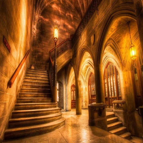 Miniatura 7 de AOFOTO Telón de fondo interior de castillo medieval vintage de 5 x 3 pies, columnas de arco retro, fondo de fotografía, escalera antigua, luz tenue