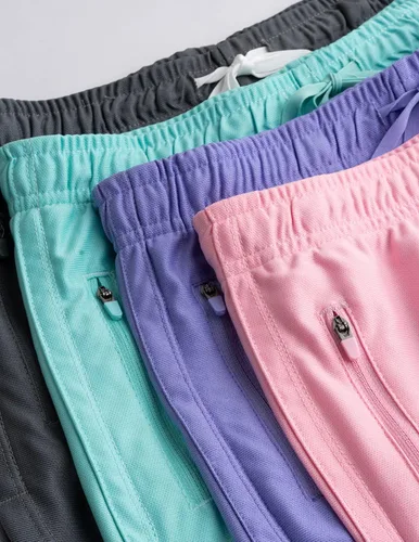 Miniatura 7 de Paquete de 4 pantalones cortos deportivos para niñas de 3 pulgadas, pantalones cortos de fútbol para niñas, ropa deportiva con bolsillos