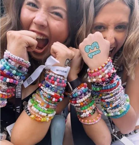 Miniatura 6 de Yiizetony Taylor Music - Juego de pulseras inspiradas en la música para Swifties, Eras Tour, traje de concierto Merch Swift llavero, pulseras