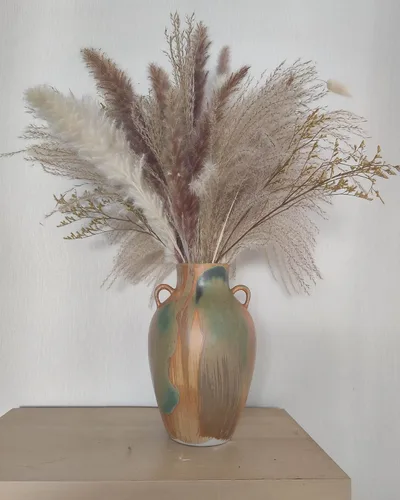Miniatura 3 de Cerámica de Terracota – Jarrón Decorativo Único de Estilo Rústico de 10" con Asa, Jarrón Bohemio Neutro Verde Esmaltado Amarillo Tierra
