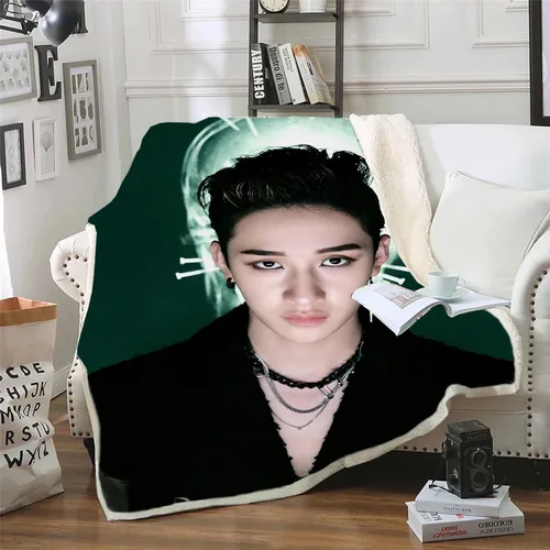 YJYP Manta de Franela Felix Hyunjin Manta para Sofá o Sillón Alfombra Decorativa para el Hogar