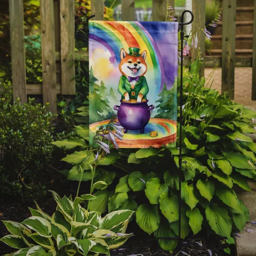 Miniatura 2 de Caroline's Treasures DAC5612GF Bandera de Shiba Inu para el Día de San Patricio, bandera decorativa para patio exterior, patio, parterres