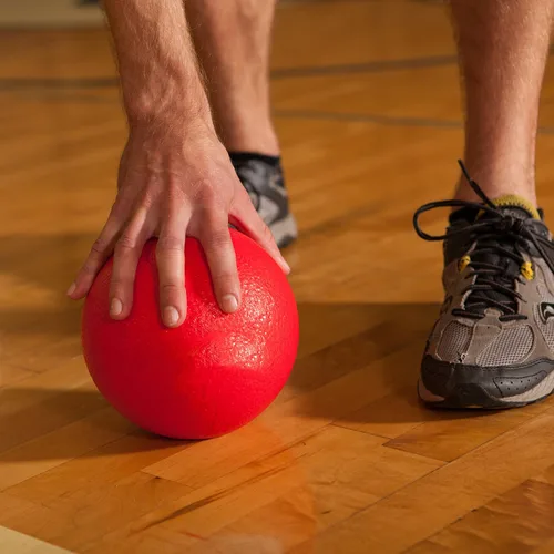 Miniatura 4 de Champion Sports Juego de bolas de dodgeball de rebote súper alto de piel de rinoceronte de 6.3 pulgadas