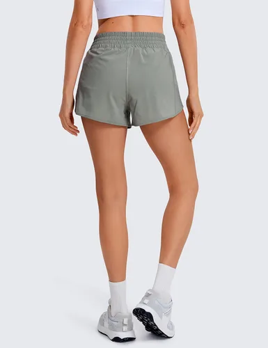 Miniatura 13 de CRZ YOGA Pantalones cortos de correr de cintura alta para mujer de 2.5 pulgadas, forro de malla de secado rápido para entrenamiento deportivo