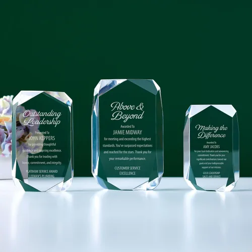 Miniatura 5 de Baudville Trofeo acrílico grabado con corte de gema – Mediano – Premio al logro de jubilación de empleados – Grabado personalizado de hasta tres