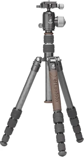 Miniatura 10 de Leofoto LX-224CT+XB-32Q Trípode de viaje, serie urbana, fibra de carbono, secciones de 4 patas, portátil y ligero, pierna reversible y columna