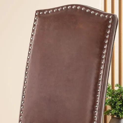 Miniatura 9 de Silla de comedor tapizada moderna y elegante Parsons con respaldo alto con ribete plateado de cabeza de clavo y patas de madera, juego de 4, piel