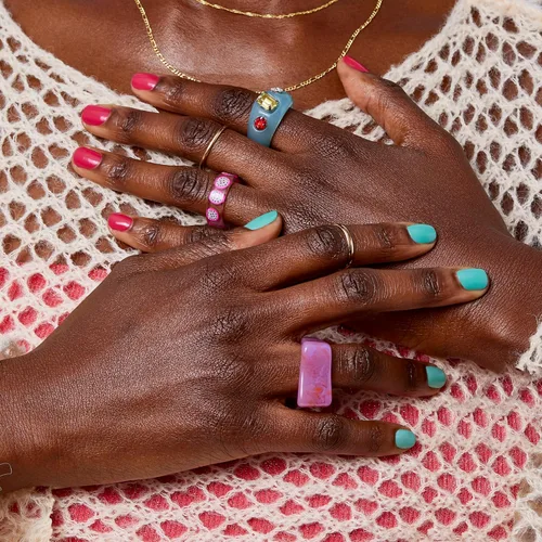 Miniatura 7 de essie Expressie Esmalte de uñas, esmalte de uñas azul de secado rápido, vegano, Bring The Beat, 0.33 onzas líquidas