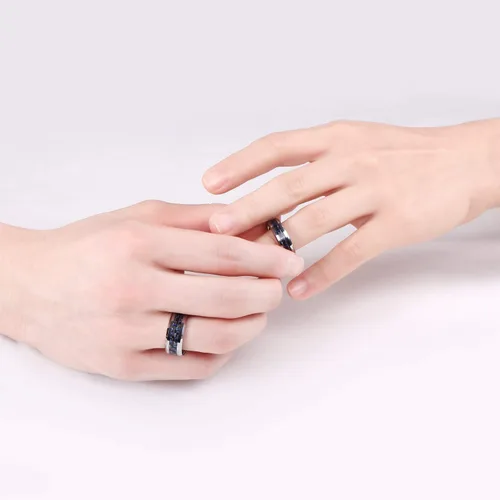 Miniatura 4 de TRUMIUM Anillo de tungsteno negro y azul de 0.236in, 0.315in, con incrustaciones de fibra de carbono para hombres y mujeres, talla 4-15, Tungsteno