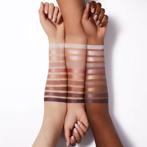 Miniatura 3 de e.l.f. Paleta de Sombras de Ojos Perfect 10, Diez Tonos Ultra-pigmentados Brillantes y Mate, Vegano y Libre de Crueldad, Oro Rosa Nude