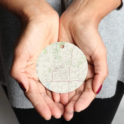 Miniatura 3 de Andaz Press Mapa de la ciudad de Estados Unidos redondo de madera natural MDF ornamento de Navidad, Akron, Ohio Vintage Mapa, 1 paquete, larga