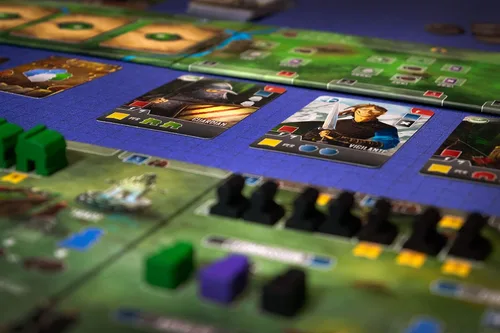 Miniatura 8 de Renegade Game Studios Paladins of The West Kingdom - Juego de mesa de estrategia, 1-4 jugadores, colocación de trabajadores, mayores de 12 años