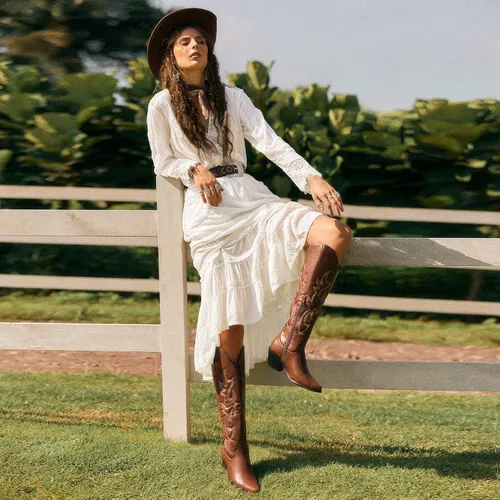 Miniatura 4 de TINSTREE Botas vaqueras bordadas para mujer, botas vaqueras occidentales, botas altas hasta la rodilla