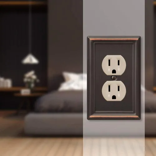 Miniatura 3 de Amerelle 149DDB - Placa de pared Chelsea, 1 Duplex, acero, bronce envejecido, 1 paquete