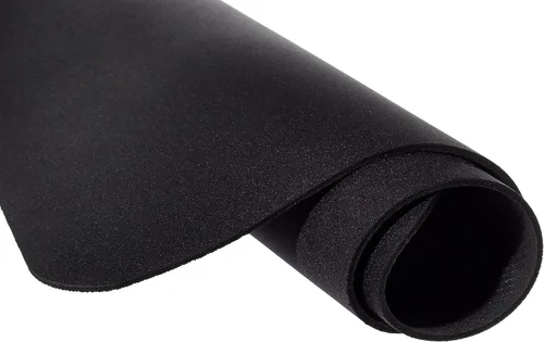 Miniatura 8 de Amazon Basics Alfombrilla de ratón cuadrada grande para computadora, tela y base de goma, 17.7L x 15.7A pulgadas, negro