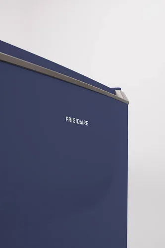 Miniatura 8 de Frigidaire Mini refrigerador, compartimento compacto para congelador, control de termostato ajustable, puerta reversible, serie contemporánea, 4.5