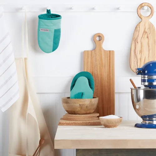 Miniatura 2 de KitchenAid Beacon - Juego de mini guantes de horno antideslizantes de dos tonos, color cielo aguamarina, 5.5 x 8 pulgadas, 2 piezas Aqua Sky