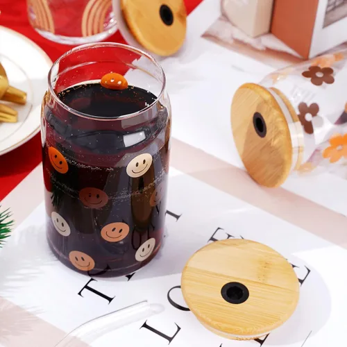 Miniatura 7 de Whaline Juego de 4 vasos para beber con tapas de bambú y popote de vidrio, taza de vidrio en forma de lata de 16 onzas, vaso de café helado, ideal