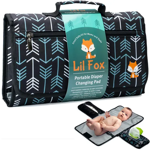 Cambiador de bebé de Lil Fox. Cambiador portátil para bolsa de pañales de bebé o cambiador. Cambiador de pañales con una sola mano. Regalos de baby