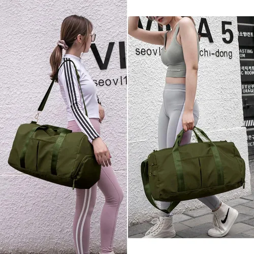 Miniatura 8 de Bolsa de gimnasio pequeña para mujeres y hombres, bolsa de entrenamiento para deportes y escapadas de fin de semana, bolsa de lona impermeable