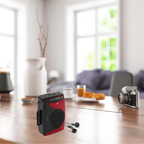 Miniatura 4 de GPX Reproductor de casete portátil, compatible con auriculares, 3.54 x 1.57 x 4.72 pulgadas, requiere 2 pilas AA, no incluidas, rojo/negro (CAS337B)