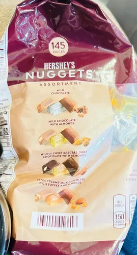 Miniatura 3 de Bolsa de surtido de Nuggets de chocolate Hershey - 145 piezas - 52 oz
