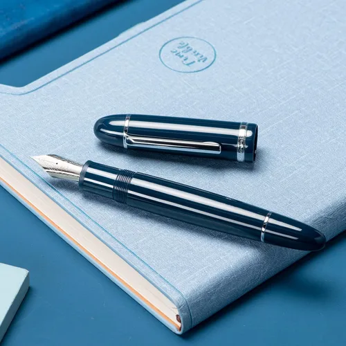Miniatura 4 de Jinhao X159 Pluma estilográfica azul oscuro acrílica, tamaño 8 con punta fina, borde plateado, diseño clásico, pluma de escritura suave con Azul