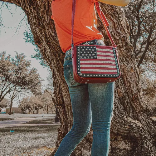 Miniatura 2 de Montana West Bolso patriótico con tachuelas para mujer, bolso de mano con bandera estadounidense y bolso cruzado