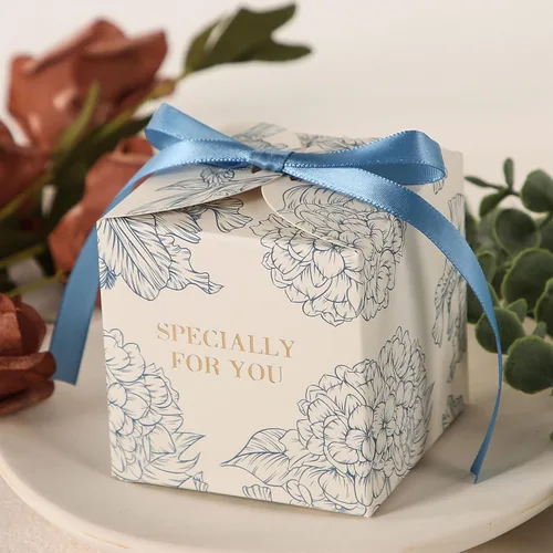 Yoption 50 cajas de recuerdos de fiesta de hortensias, 2.75 x 2.75 x 2.75 pulgadas, cajas de dulces azules con cintas para decoración de bodas,
