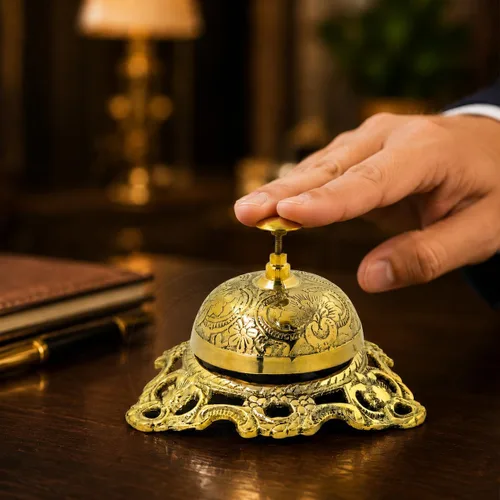 Miniatura 10 de Campana de escritorio clásica de latón macizo con obra de arte tradicional Campana de oficina de escritorio ruidosa Nagina International