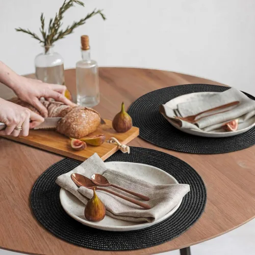 Miniatura 6 de FunWheat Juego de 4 manteles individuales redondos trenzados para mesas de comedor, tejidos, lavables, antideslizantes, 15 pulgadas (negro, 4 piezas)