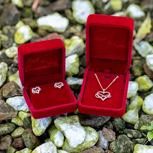 Miniatura 9 de Sash & Soph Aretes de circonita cúbica de corazón infinito, aretes de corazón brillante para mujer, aretes de plata de ley 925 para mujer