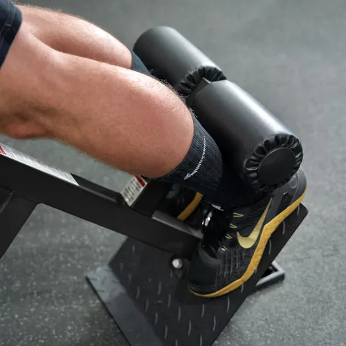 Miniatura 8 de Valor Fitness Silla romana ajustable con clavijas de banda de resistencia para entrenamientos de núcleo, isquiotibiales y abdominales, máximo 250