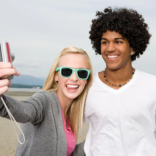 Miniatura 95 de Suministros para regalos de fiesta de colores neón Paquete de 8 gafas de sol unisex