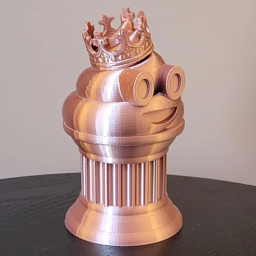 Miniatura 8 de Znet3D Trofeo de emoji King Poop – Premio divertido y regalo – Hecho a mano con fabricación aditiva – 6 pulgadas de alto – Con un emoji de caca seda