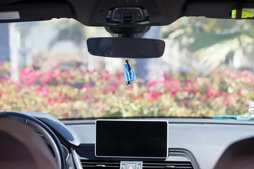 Miniatura 10 de resqme Herramienta de escape de coche con llavero de emergencia original, cortador de cinturón de seguridad 2 en 1 y rompevanas, fabricado