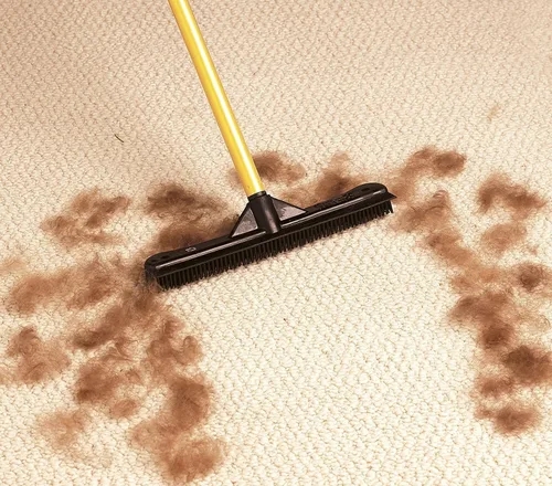 Miniatura 11 de Escoba original FURemover de goma para pelo de mascotas con rasqueta, con mango telescópico de 58" para alfombra, baldosas y madera dura y cepillo