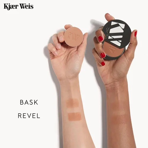 Miniatura 4 de Kjaer Weis - Maquillaje bronceador en polvo. Maquillaje de contorno de terracota cálido mate para maquillaje facial bronceado de aspecto natural.